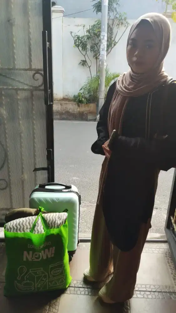 Lowongan asisten rumah tangga dan baby sitter dan Tukang kbn supir dll