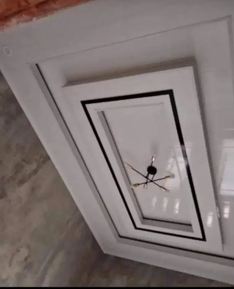 Plafon pvc, interior dan baja ringan.