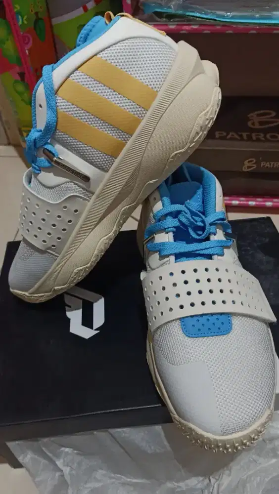 WTS Adidas Dametime 8 Original