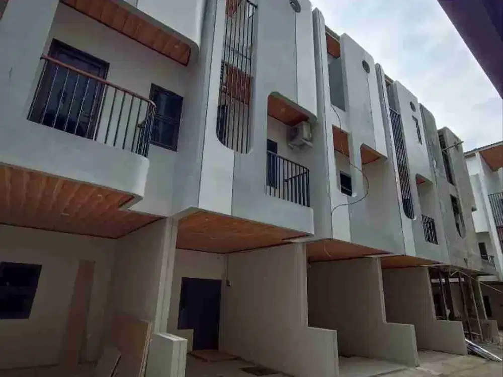 Rumah Baru Siap Huni Cluster Di Matraman Utan Kayu Utara Jakarta Timur dekat Jakpus