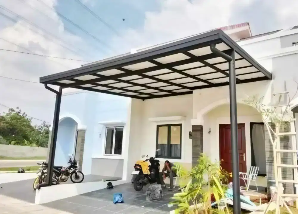 Kanopi baja ringan dan garasi