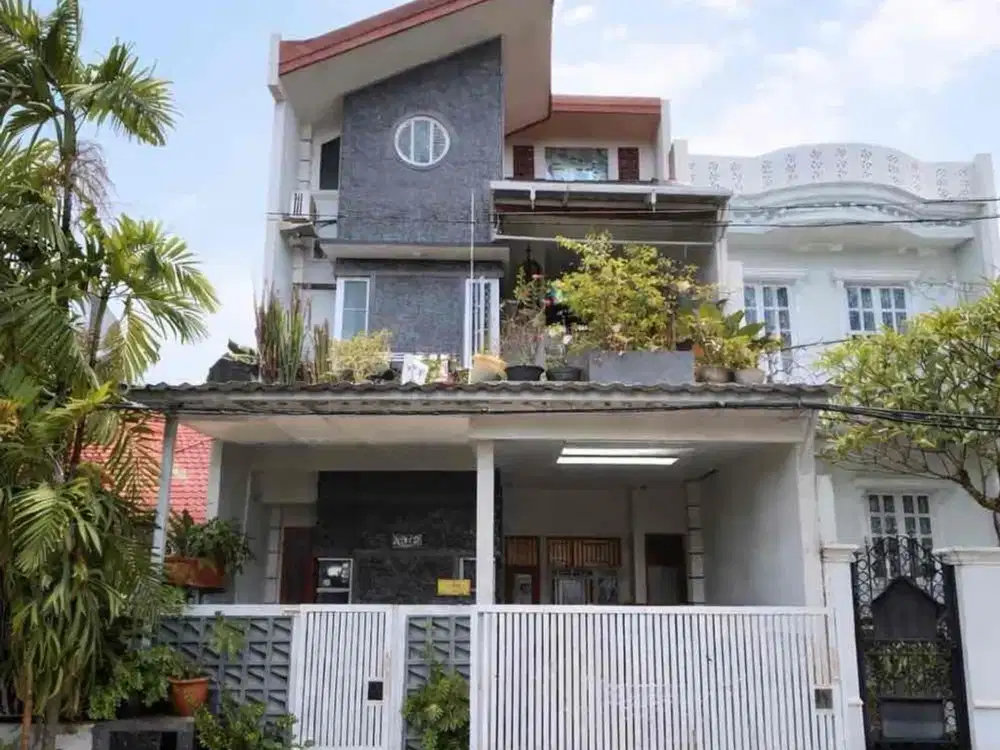Dijual Rumah luas 114 di Komplek Bona Indah, Jaksel