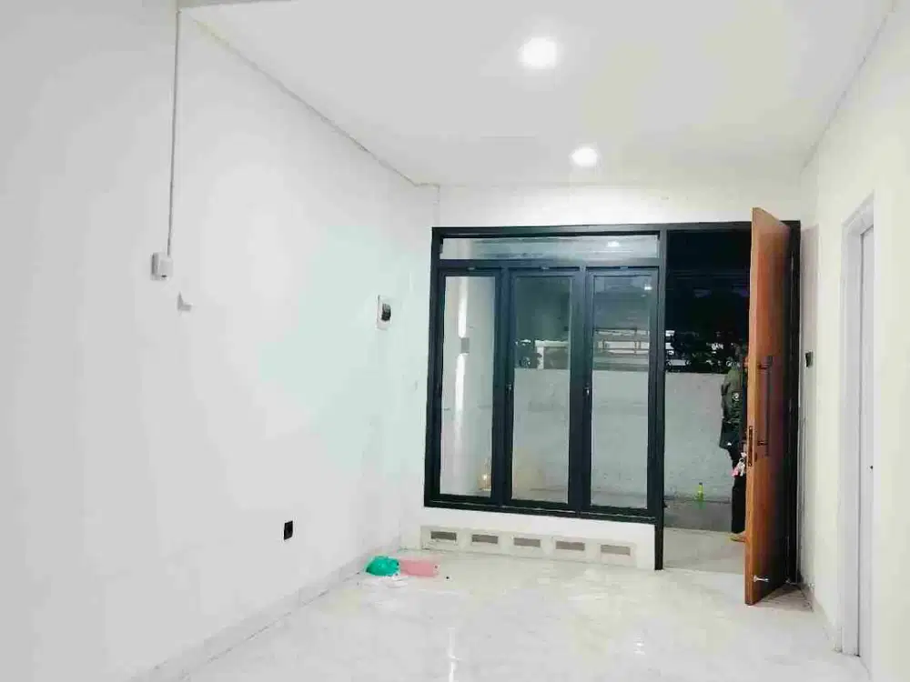 ANTAPANI 2LANTAI KWALITAS HOTEL HARGA KAKI LIMA 1.2 M NEGO