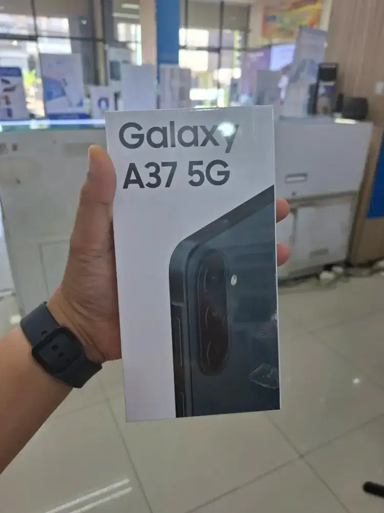 Samsung a37 5g 8/256gb