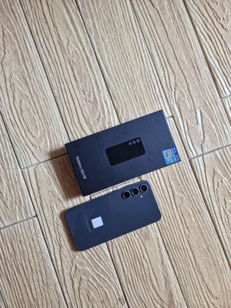 Samsung S23 FE 5G Ram 8/128 GB Garansi Resmi SEIN