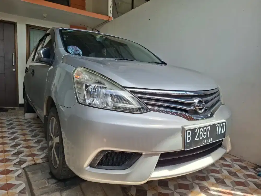 Grand livina SV MT 2016