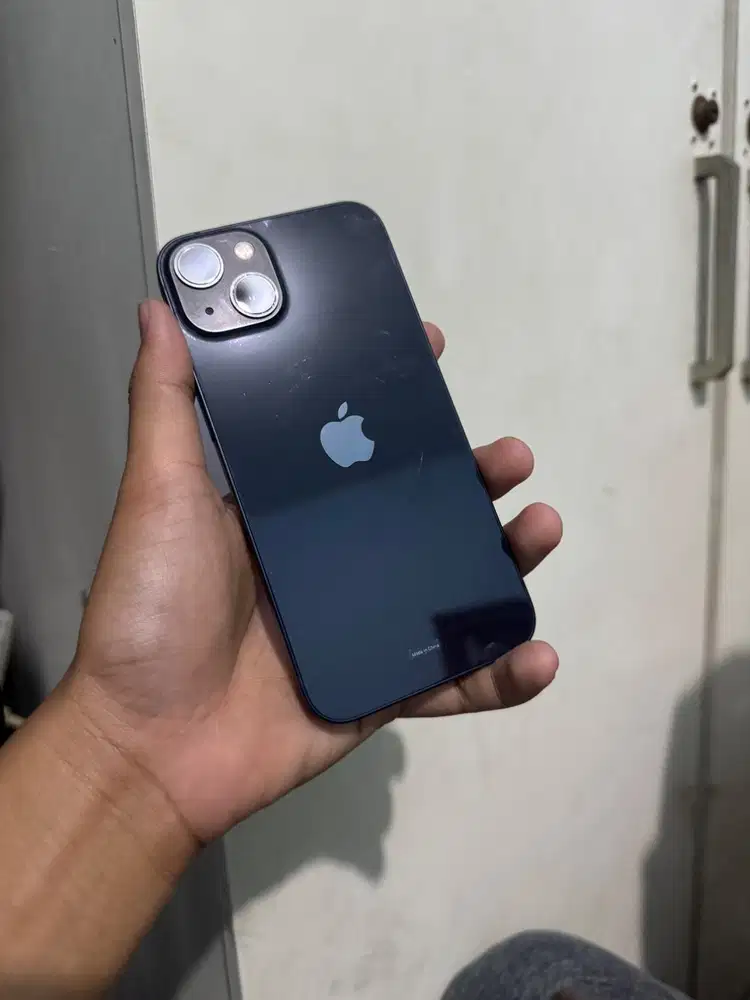 iPhone 13 128Gb iBox