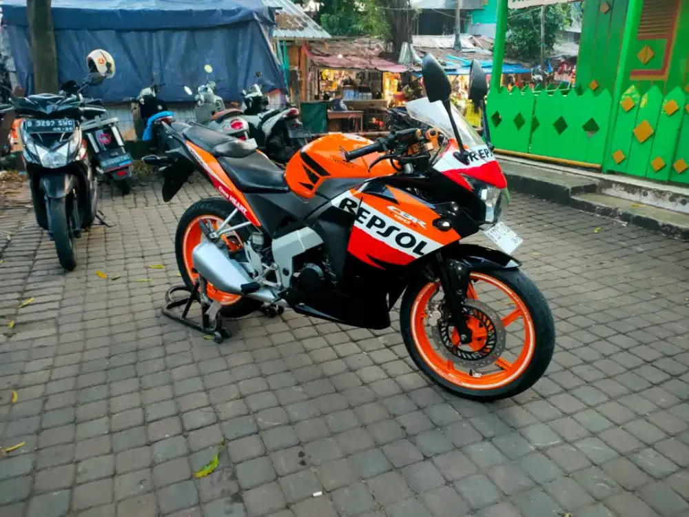 Honda CB150R PGM-FI Tahun 2013