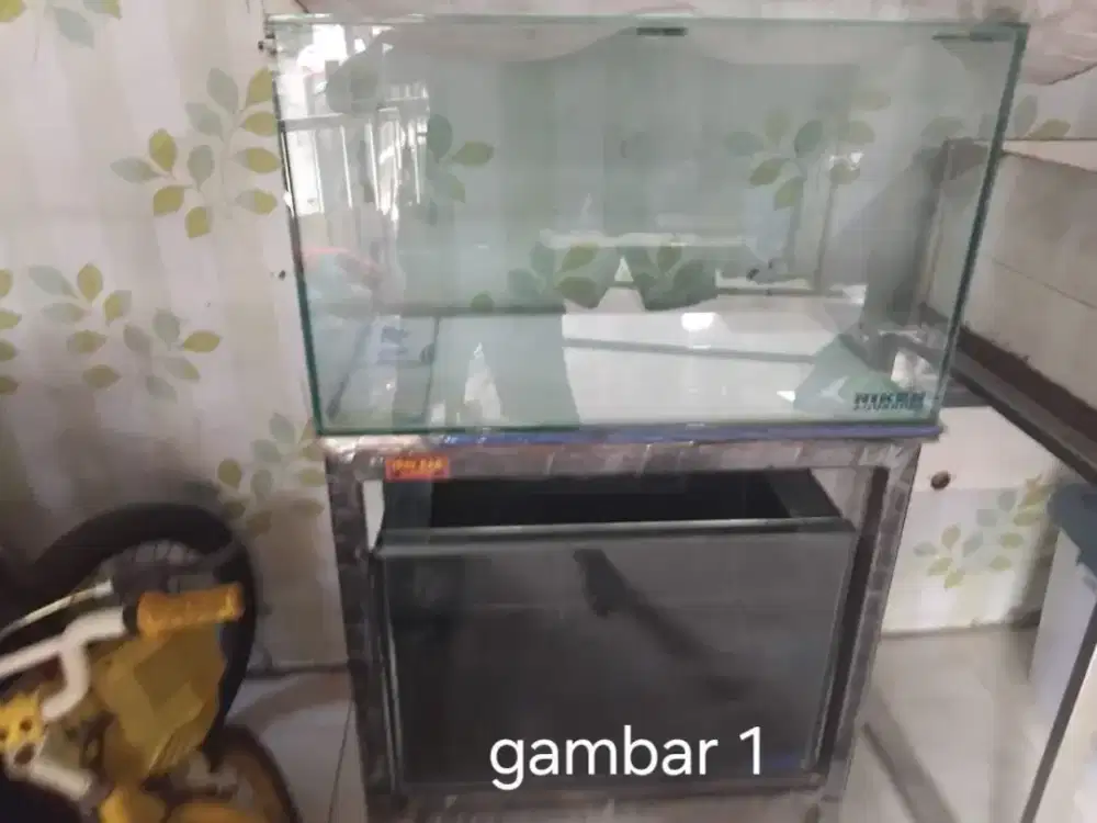 Aquarium bekas pakai