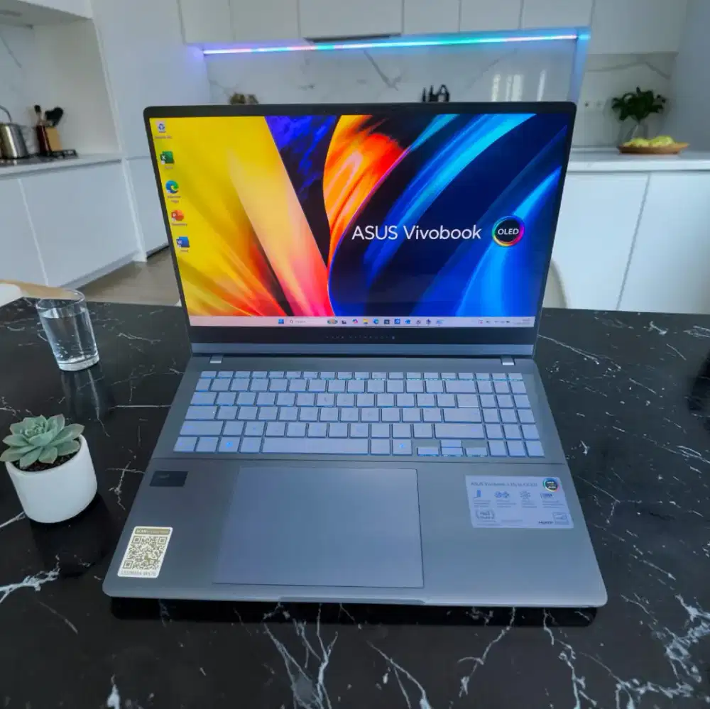 ASUS Vivobook S15 LUMINA OLED FULSET BOX (S5506MA)Core i7 Gen14 DDR 5