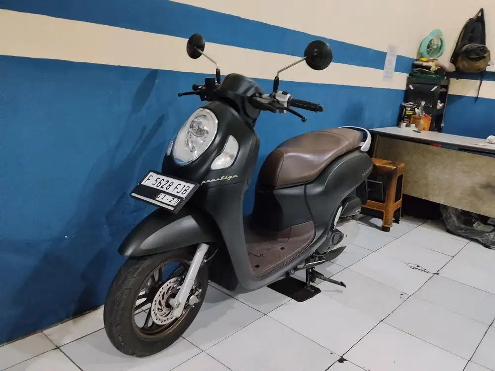 Jual honda scoopy frestige 2023 surat lengkap