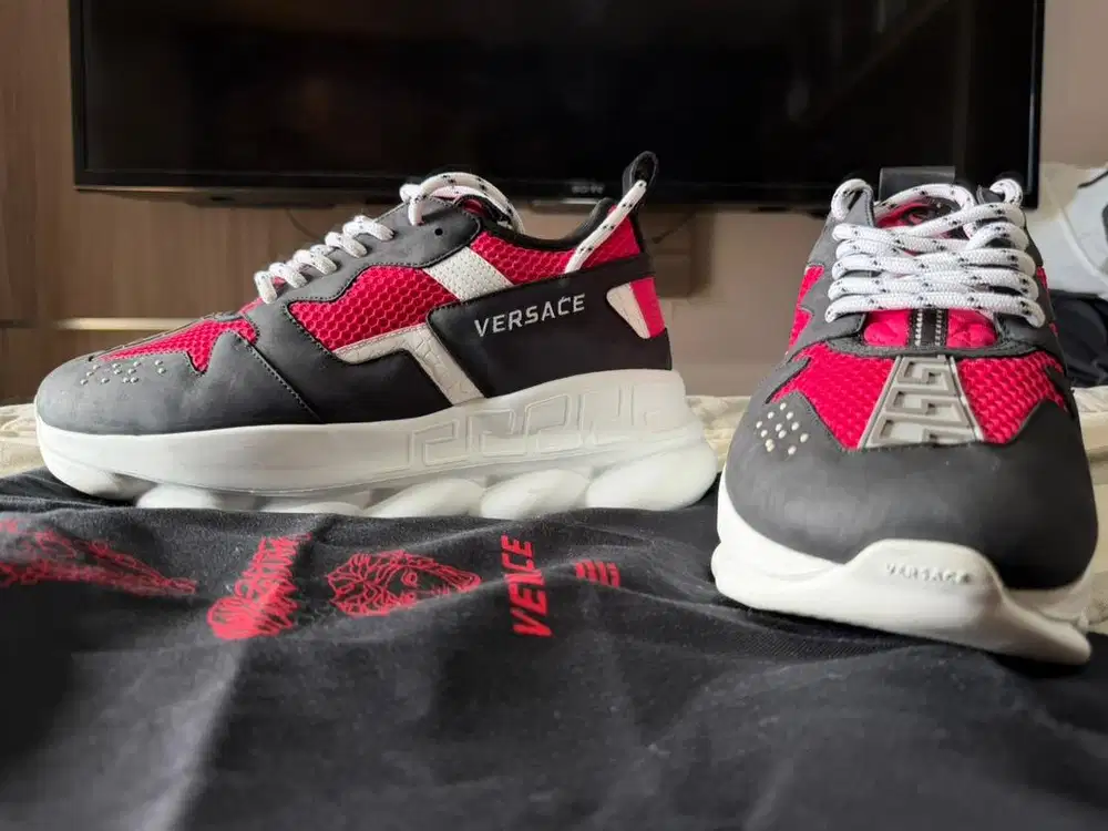 Sepatu Versace Like New Made In Italy