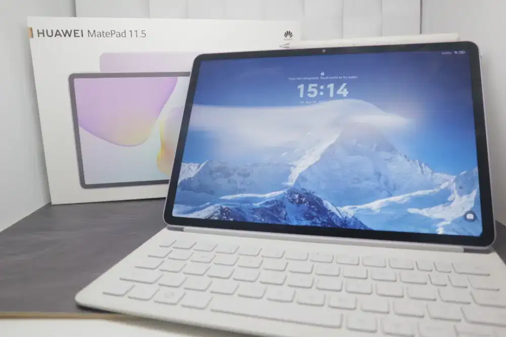 Huawei 11.5 2025 Papermatte edition 8/256 Like new