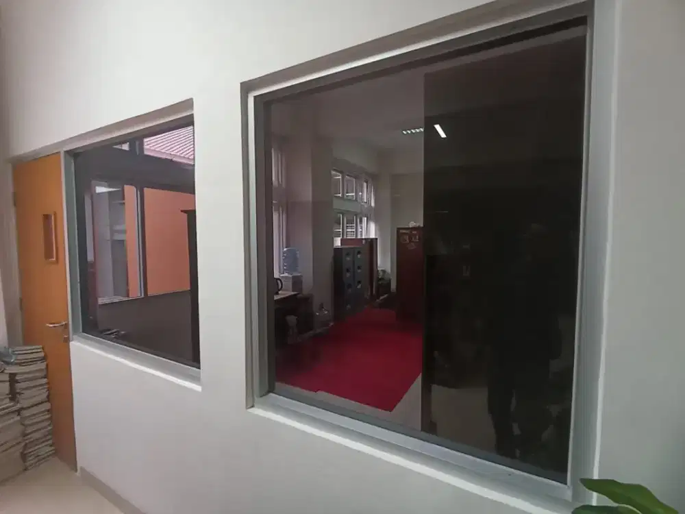 Stiker kaca riben sticker kaca film sekat ruangan kantor & toko kios