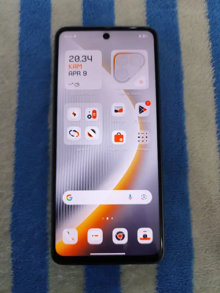 Hp Second Tecno Pova 7 5G Ram 8/256GB Resmi Oktober 2026 Mulus