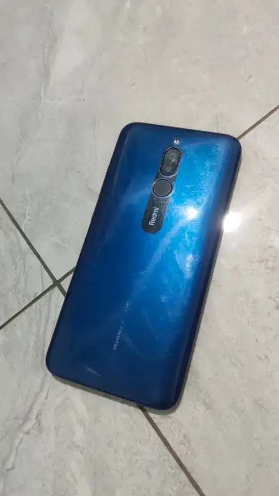 Jual murah !! Redmi 8 4/64. Gak bisa nyala, lcd, dll. Orian..