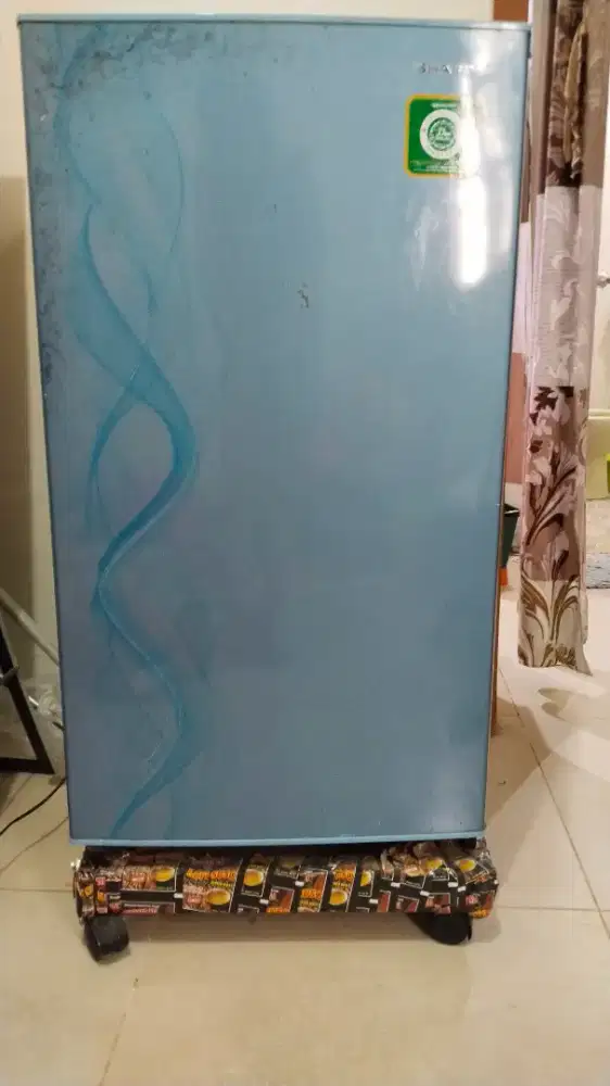 Kulkas Sharp Kirei3 Biru  1 Pintu 133Ltr Bekas Masih Berfungsi