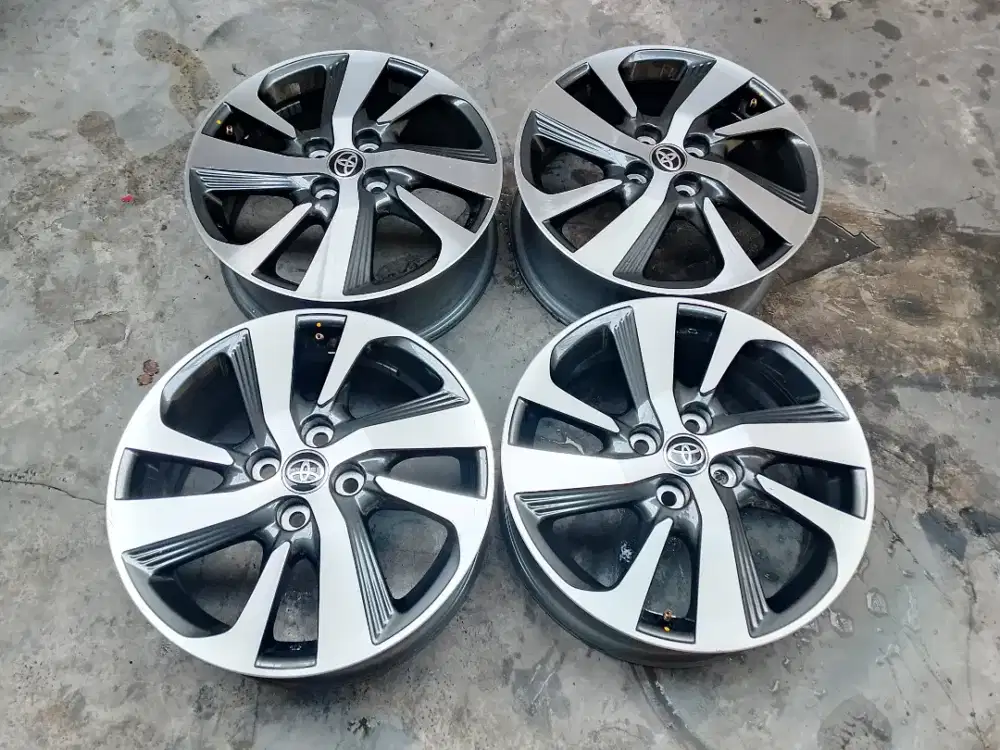 Velag OEM Copotan Yaris TRd Ring 16