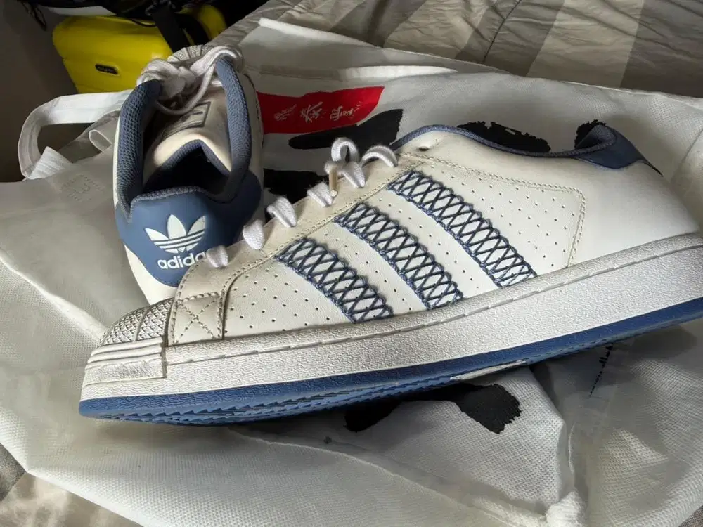 Sepatu Adidas Ori