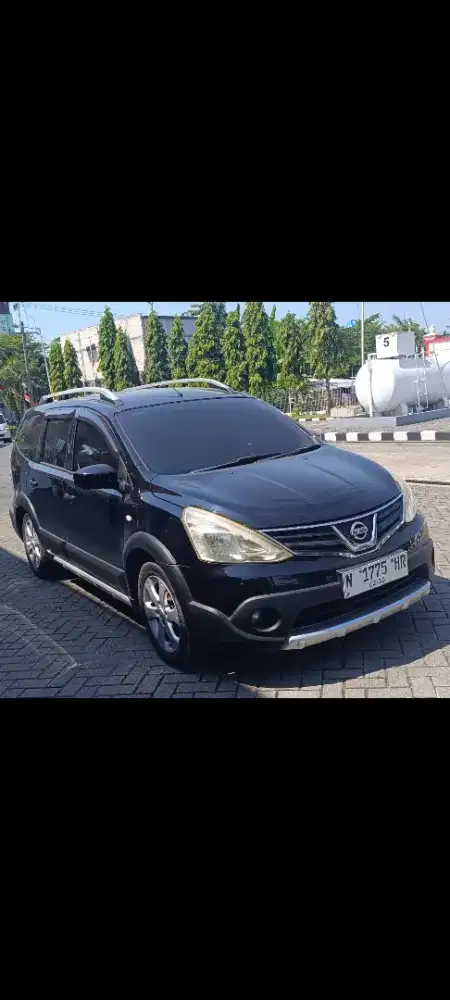 Nissan livina x gear 1.5 tahun 2014 akhir pemakaian 2015