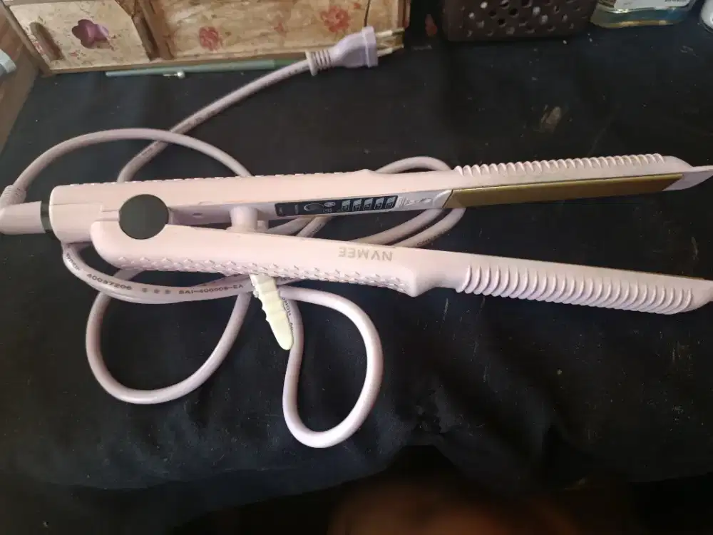 CATOKAN Rambut NVMEE