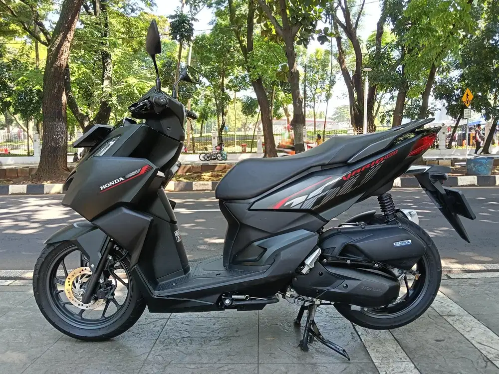 DP MINIM 2JTA CASH KREDIT NEW HONDA VARIO 160 CBS ISS THN 2024 PJK ON