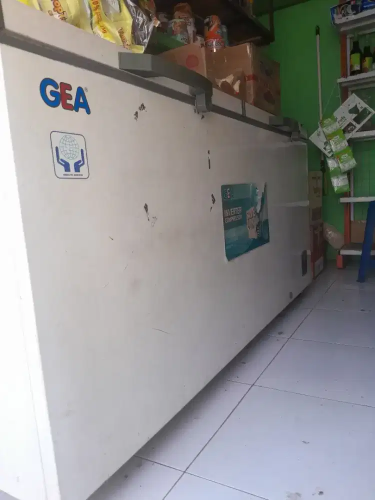 Freeser box GEA 550 L bekas