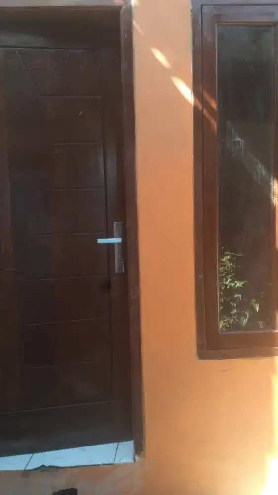 Disewakan Kontrakan Strategis di depan UKI