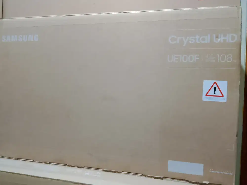 Samsung smart tv 43 inch layar 4K UHD