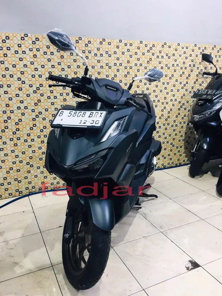 honda vario 160 cbs tahun 2025