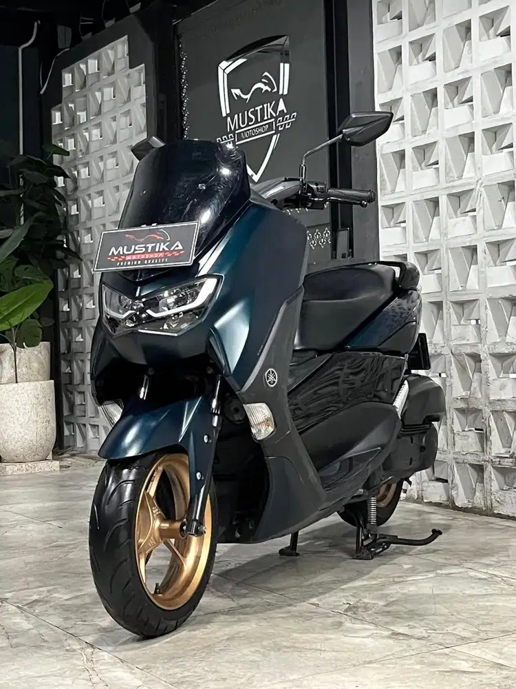 Yamaha N max 2023