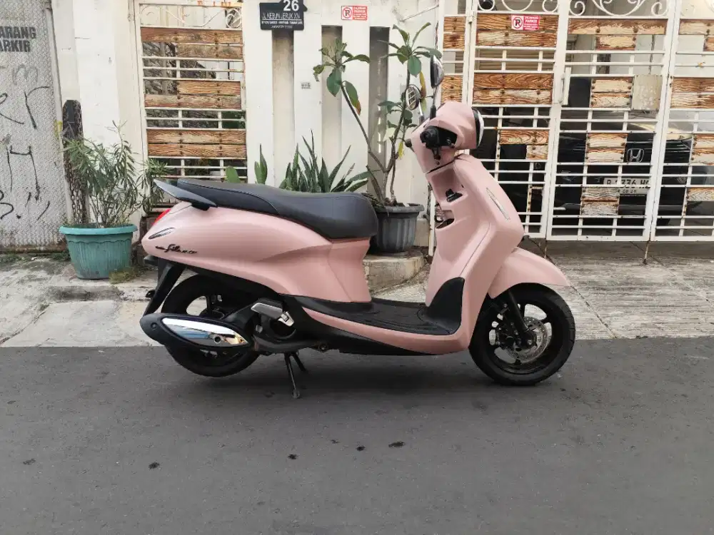 Yamaha grand filano 2024 b dki km low istimewa