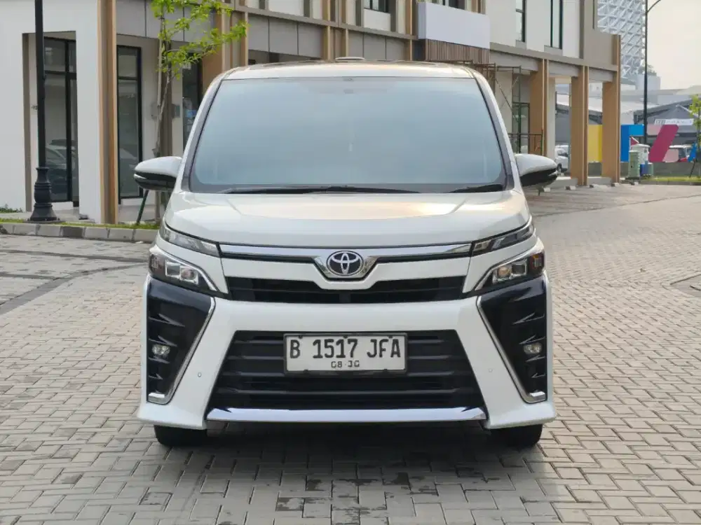 TOYOTA VOXY 2.0 AT 2020 SIAP PAKAI & SUPER MULUS