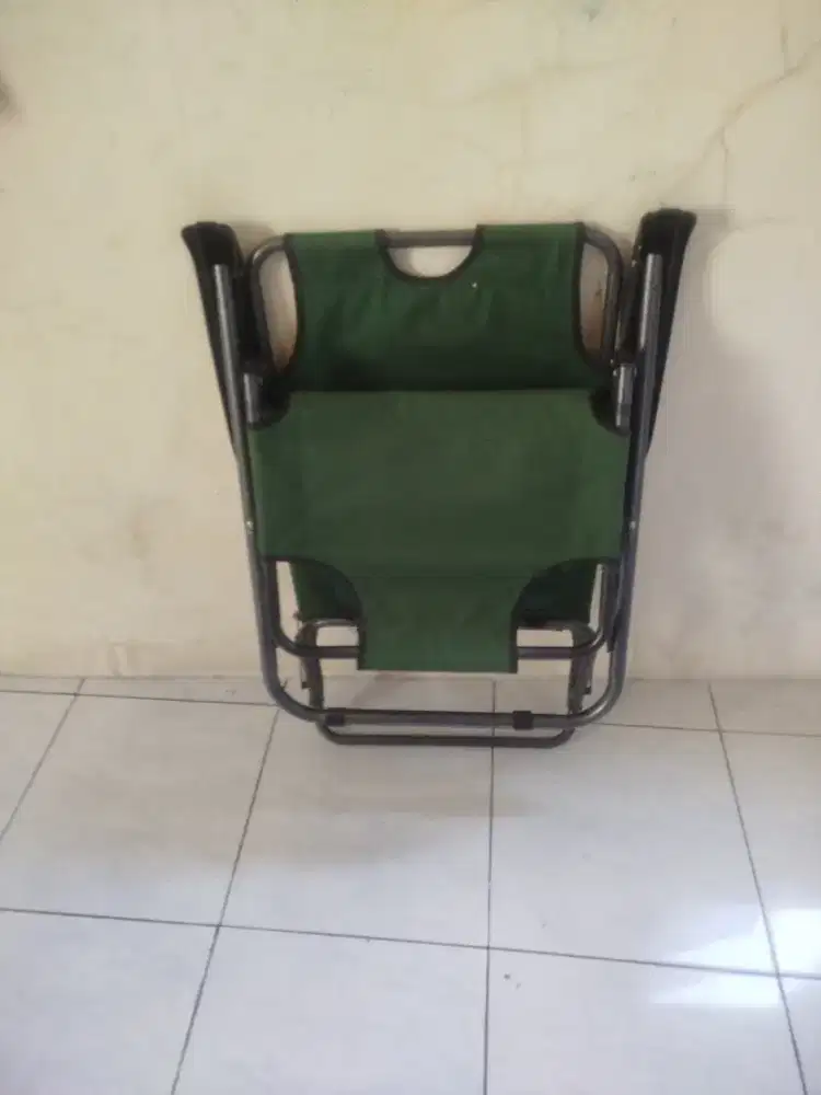 Kursi Lipat Santai
