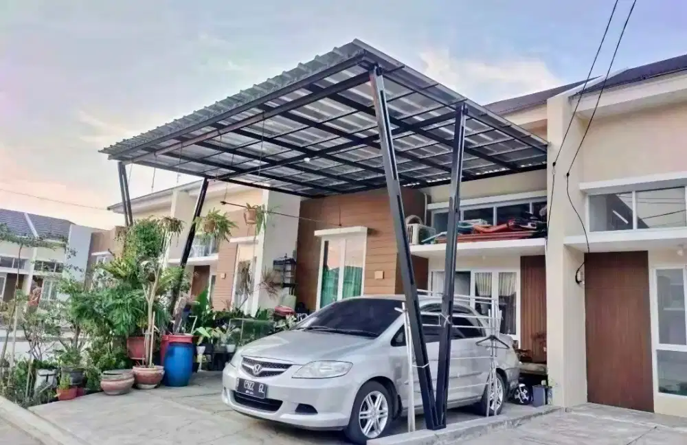 Kanopi baja ringan dan garasi