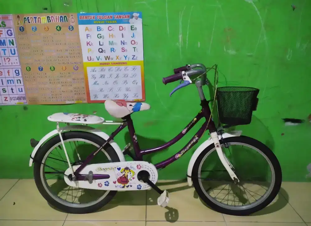 Sepeda anak ukuran 18