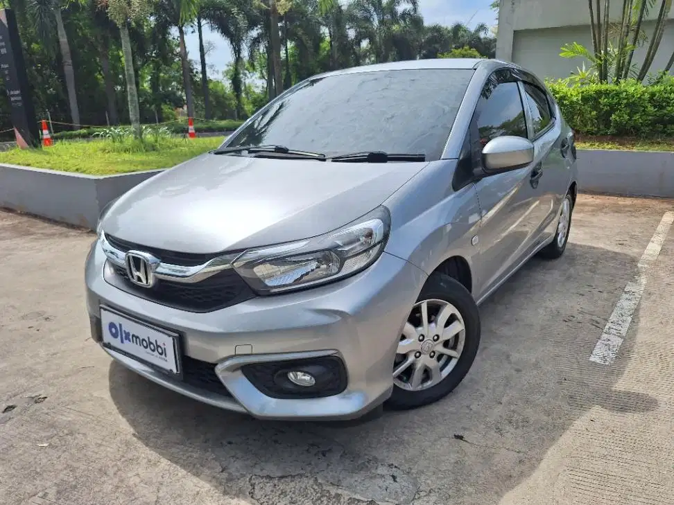 LOW DP Honda Brio Satya 1.2 E Bensin-AT 2022 AJY