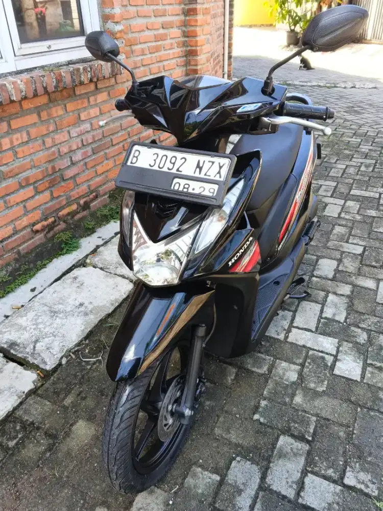 Honda Beat FI 2014 Injection Mulus Pajak On Panjang