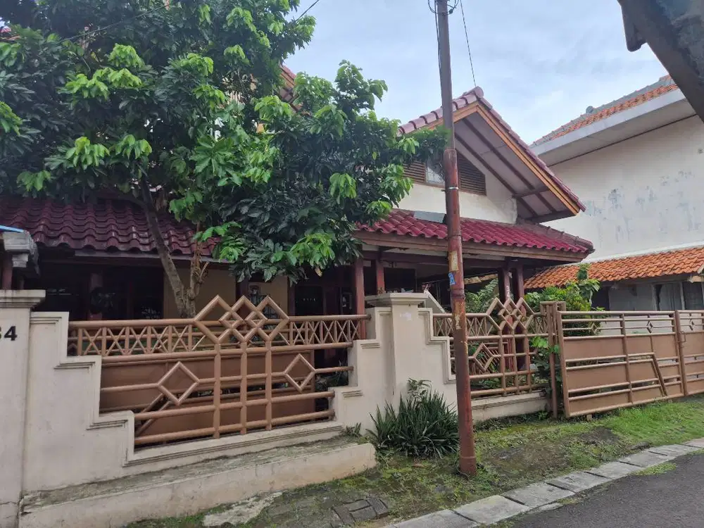 Dijual Rumah di Cireundeu di Selatan Jakarta