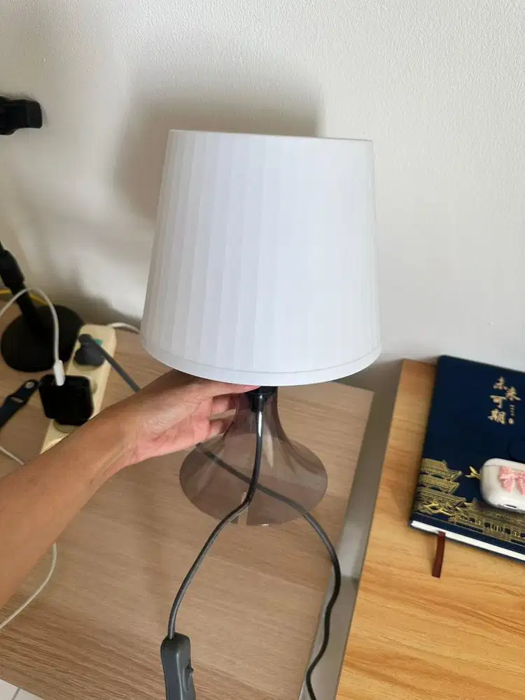 Lampu tidur ikea