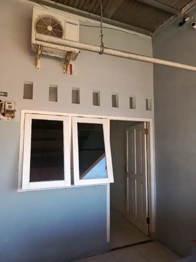 TERSEDIA KONTRAKAN BULANAN 3 PETAK KAMAR DI CIMURA