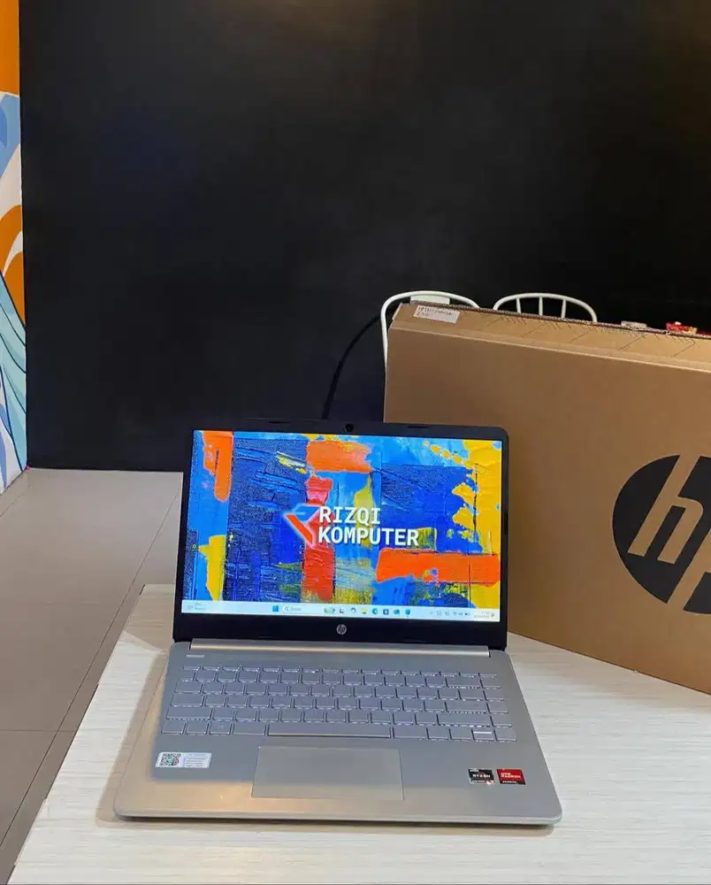 HP 14S-FQ1009AU AMD Ryzen 3-5300U RAM 8GB SSD 512GB