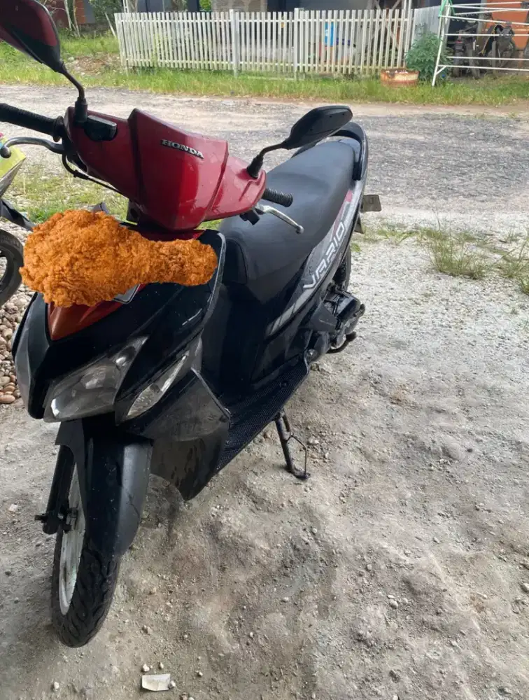 Jual Vario surat lengkap mesin nyaman