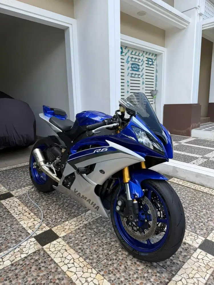 Yamaha R6 Blue Race 2017 RARE very low km