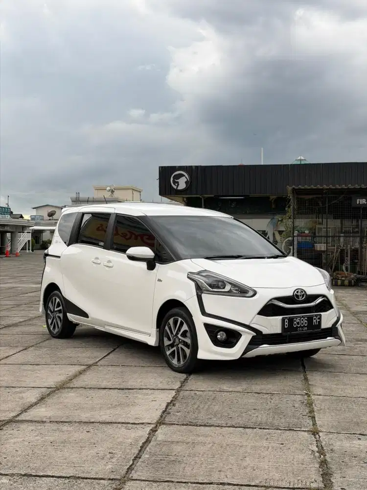 (Mulusss Full Orii) TOYOTA SIENTA 1.5 Q AT 2021