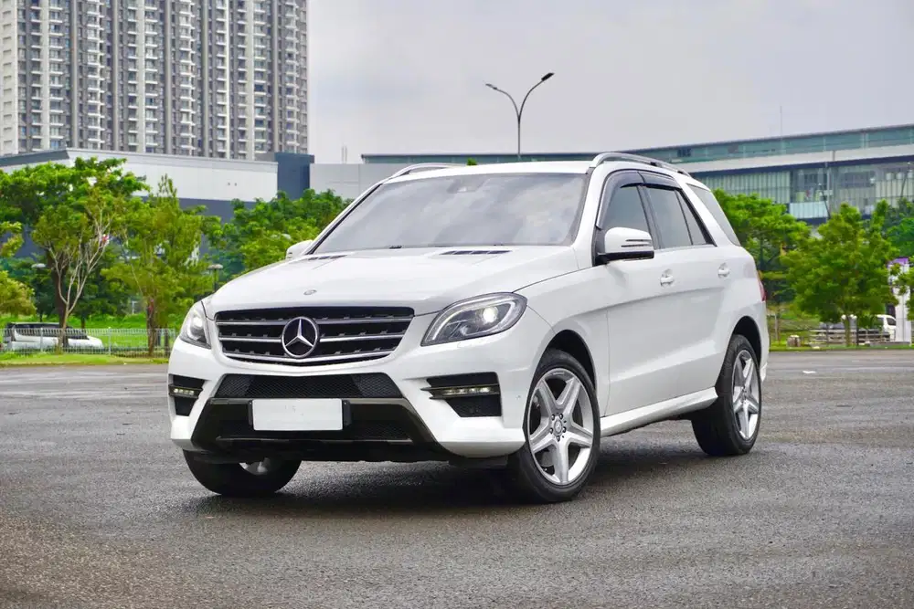 Mercedes-Benz ML400 AMG W166 2014 / 2015 Putih Mulus Siap Pakai
