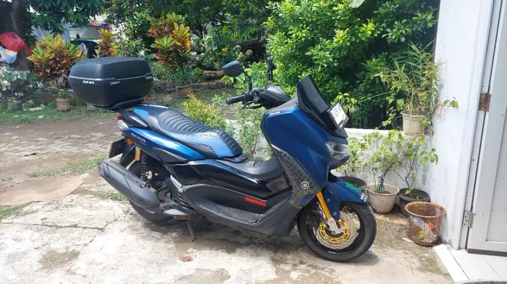 Nmax 2020 ABS TCS + box sad 44