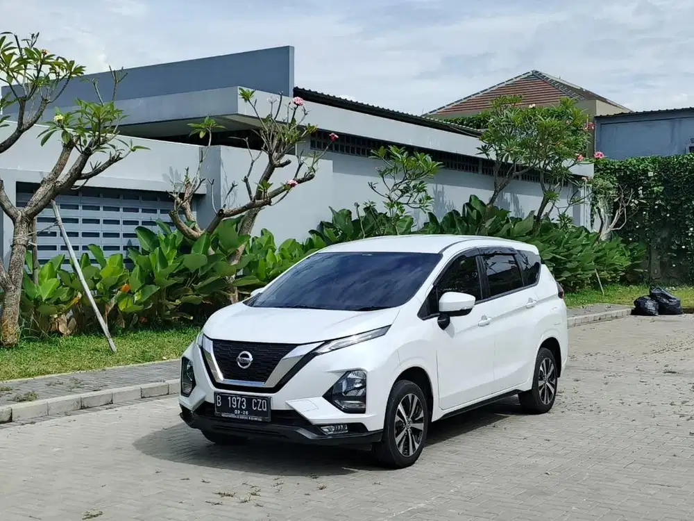 Nissan New Livina VE Automatic 2019