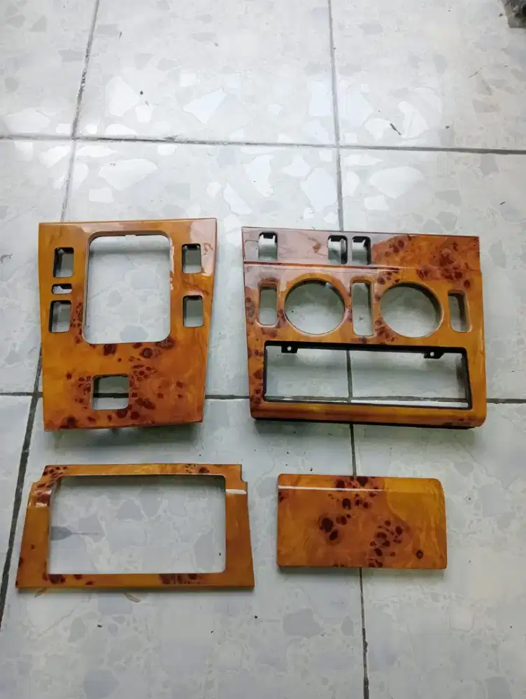 MERCY W202 Konsol Tengah Panel Tengah