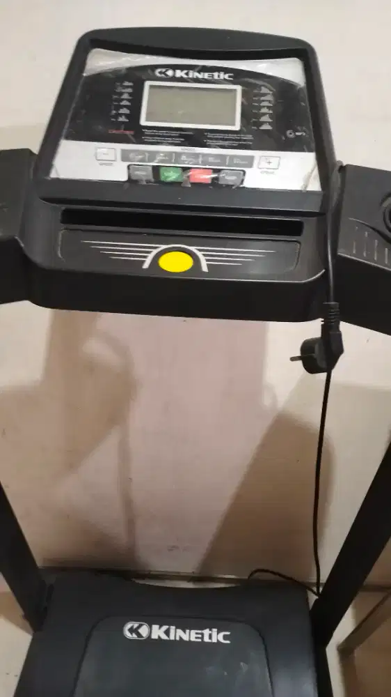 Treadmil buat olahraga